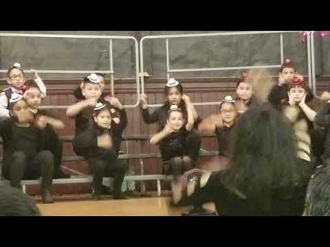 Lina's Christmas Performance