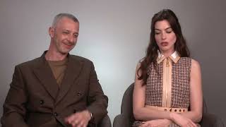 ‘Armageddon Time’s Anne Hathaway \& Jeremy Strong On “Responsibility” Playing James Gray’s Parents