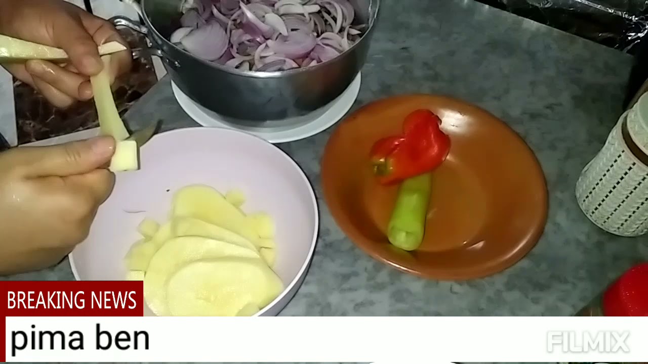 Thamaqfult....thafurutt  plat kabyle traditionnel avec légumes et couscous مفورة بلخضر و الكسكس