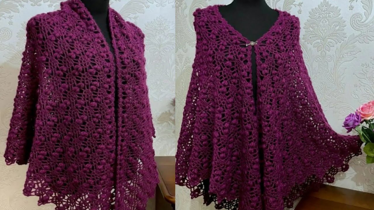 Новая треугольная шаль крючком с изысканным трехмерным узором.