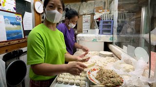 ほぼ屋外!?行けばわかる人気店【べんり屋 玉玲瓏】餃子を包んで17年！沖縄/安里