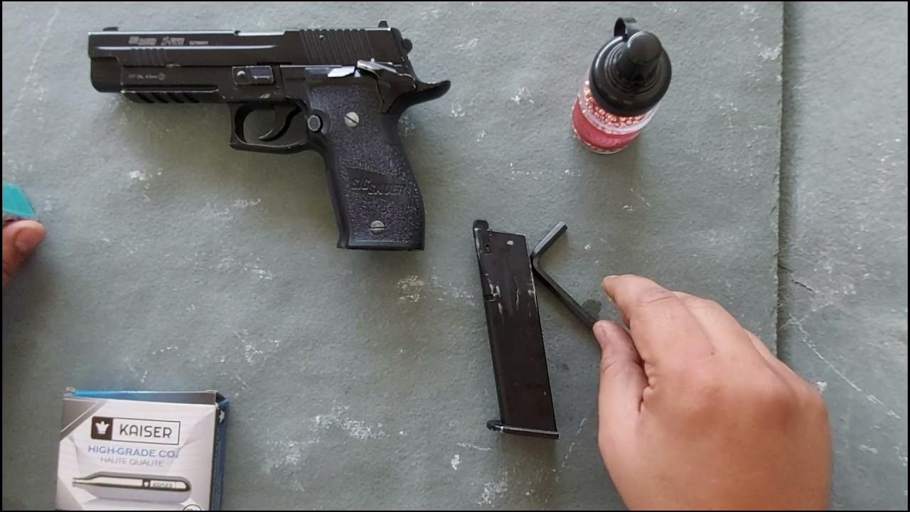 How to Load co2 in Airgun Sig Sauer p226 Xfive + shooting on Disposable Glass🔥 4.5 mm .177 cal