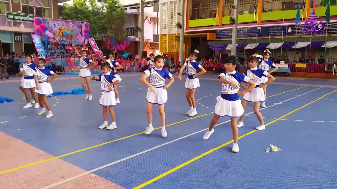 โรงเรียนมูลนิธิวัดศรีอุบลรัตนาราม - การแสดงประกอบพิธีเปิดกีฬา