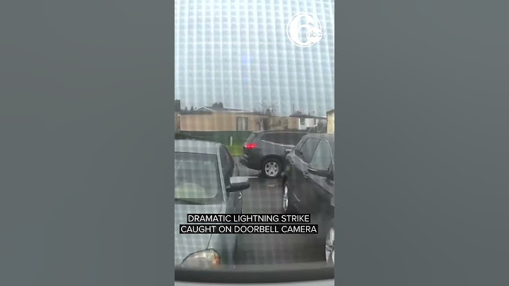 Dramatic lightning strike caught on doorbell camera