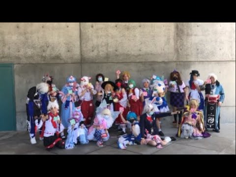 Chainsaw Man cosplay gathering at anime expo chibi 2022