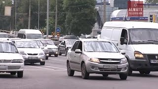 В Алматы водительских прав лишают за неуплату налогов (31.08.16)(В Алматы за неуплату налогов начали приостанавливать действие водительских удостоверений должников. Тако..., 2016-09-01T03:27:23.000Z)