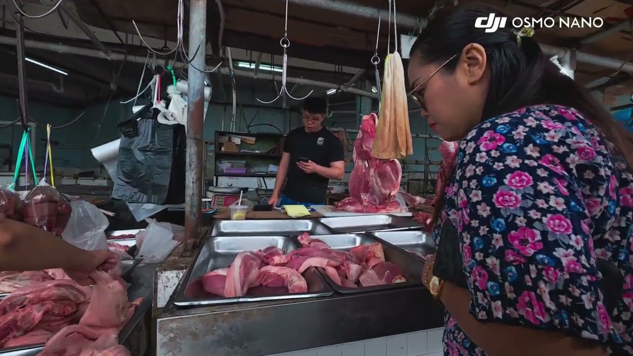 POV Street Photography SnapShop : Fresh Meat