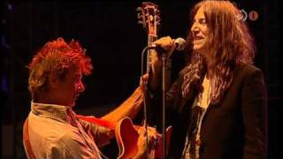 Patti Smith - (8/13) - People who Died (2010/07/21) chords