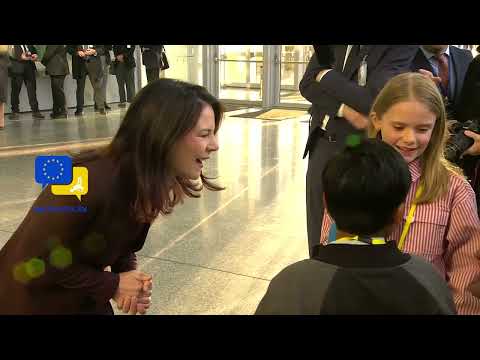 Annalena Baerbock's Emotional Goodbye: ' Won’t Be Minister Much Longer – A Touching Moment with Kids