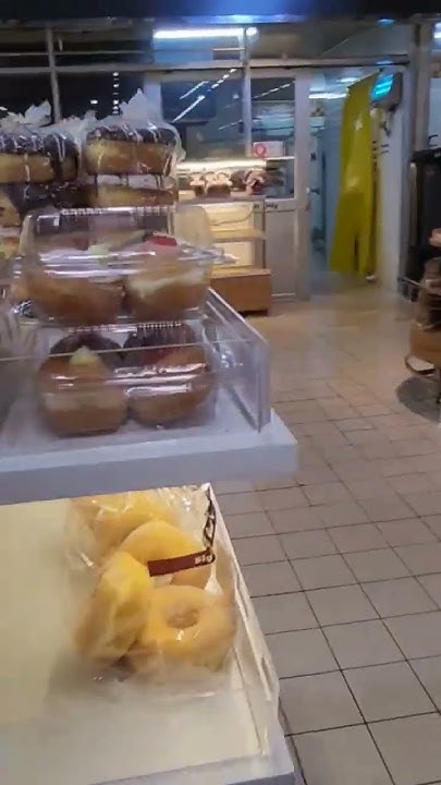tulo-laway-or-drooling-time-breads-in-big-c-extra-pattaya-thailand