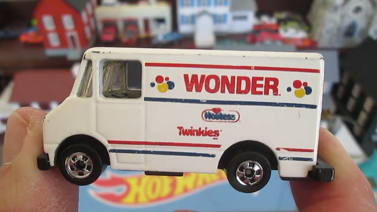 1976 Hot Wheels Wonder Bread Toy Delivery Truck⁄Van Review