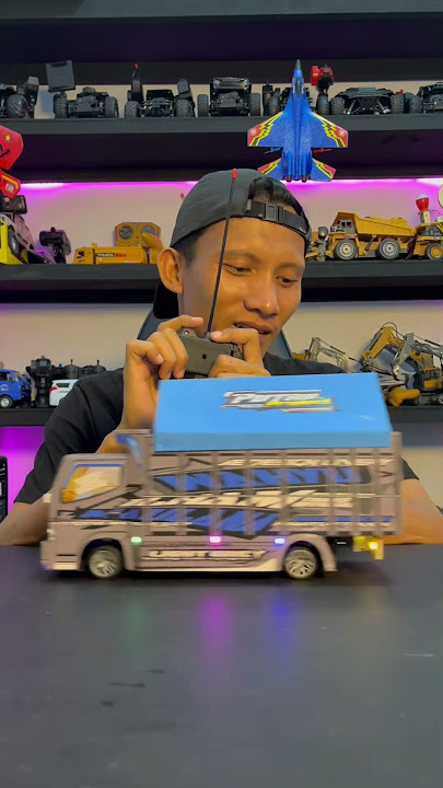 Truk canter remot control karya anak bangsa #mainanremotcontrol #rctruk #mobiltrukolenh
