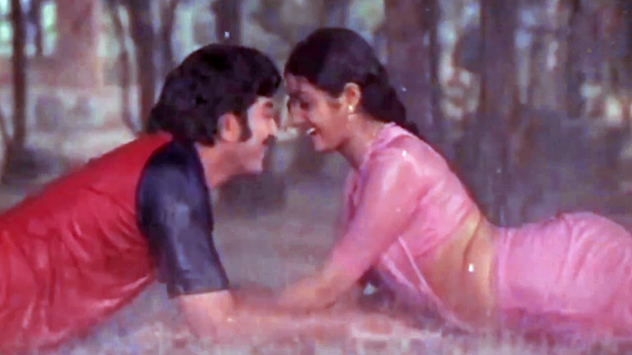 Chinuku Chinuku Padutundi Song - Krishna, Sridevi Evergreen Superhit Song | Telugu Movie Songs