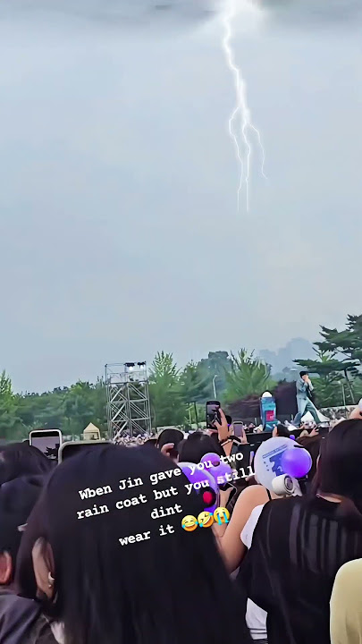 Jin singing power start raining ☔️ #bts #cutelife