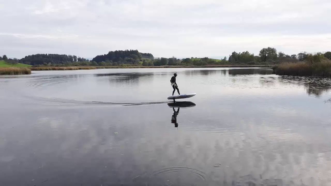 watershed ELEVATE Inflatable e-foil Pilots View