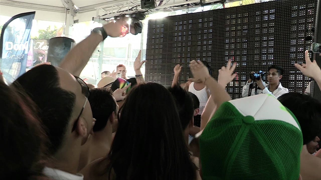 Robbie Rivera - Juicy Beach 2012 (Makes Me Feel Good)