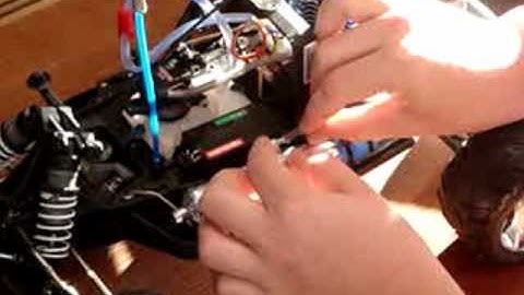 Quick Guide: How to Prime your Nitro RC Engine