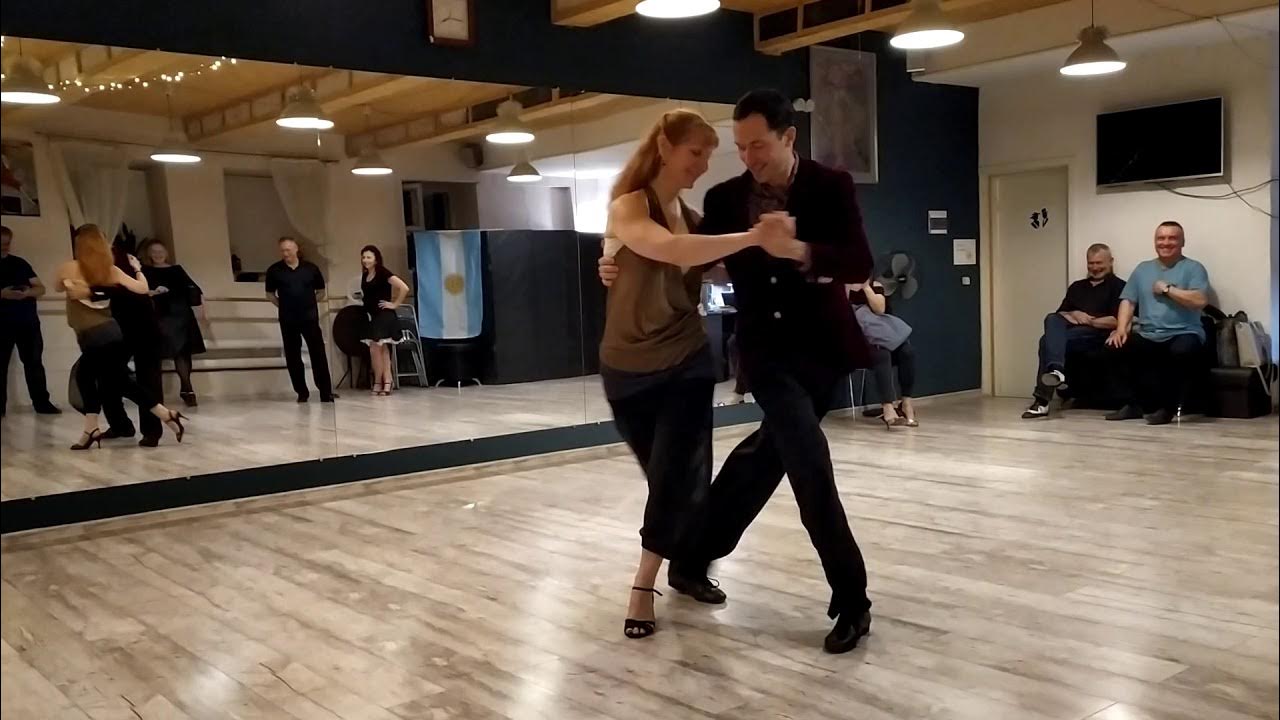 Сережа преподаватель танго китай-город. Преподаватель танго. Барболин танго. Школа танго в москве. Преподаватель танго.