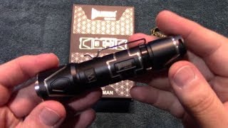 Wuben Iron Man/Black Vulture i332 Flashlight Kit Review!