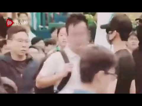 目击者讲述香港科大校园内地学生被打始末