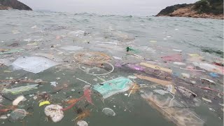 mascarillas por los suelos,  plásticos ⚠️   - Desastre en el Mar - Compártelo!