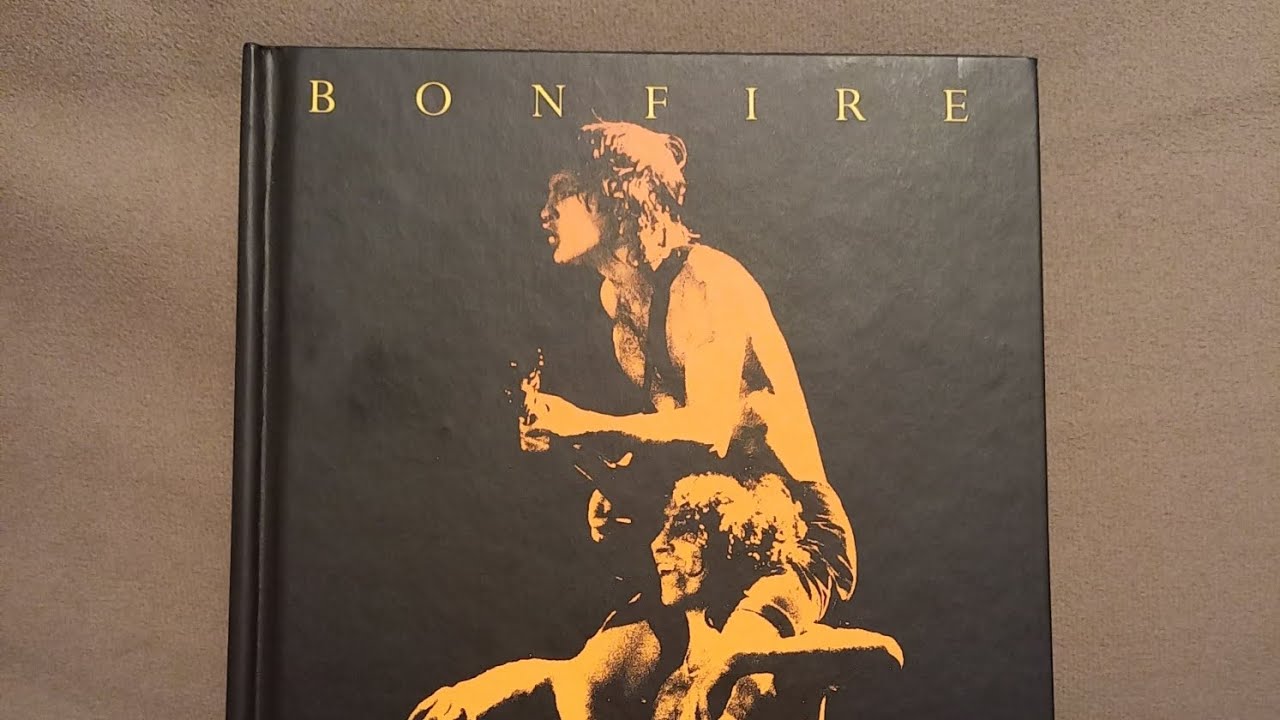 Обзор на Box-set AC/DC Bonfire