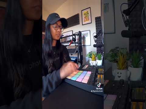 2 days VS 1 year of finger drumming jungle breaks practice