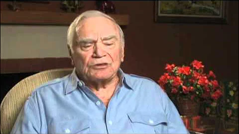 Ernest Borgnine discusses working in early live TV - EMMYTVLEGENDS.ORG