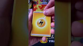 Leavanny like a praying mantis 🌸 FUSION STRIKE Booster Box Opening | 22 | ASMR POKÉMON TCG