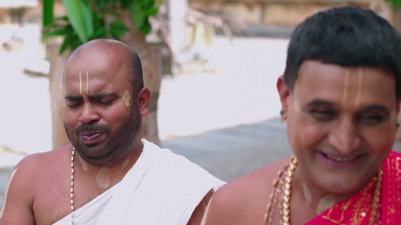 ಹಣ ಕಳ್ಳತನ ಆಗಿದೆ ಅಂತ ಕನಕಾಚಲ ಮೇಲೆ ಸಂಶಯ | Sri Raghavendra Mahathme @zeekannada