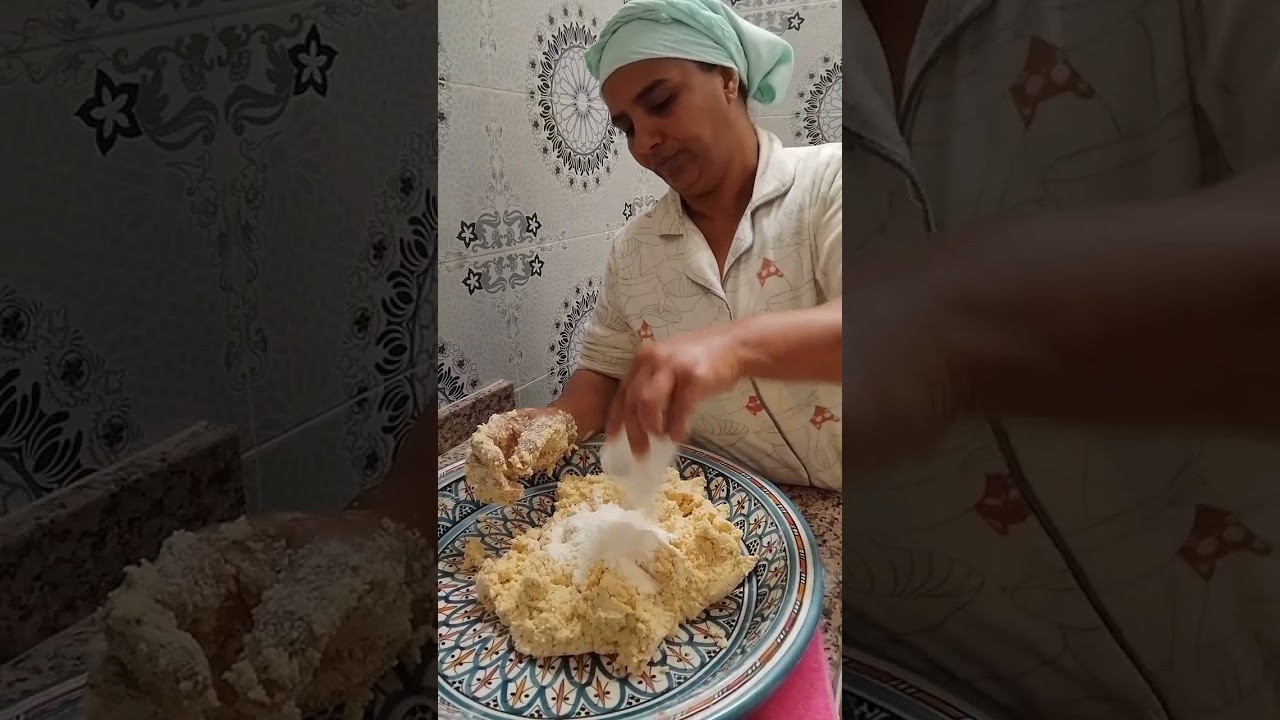 Гриба с кунжутом, миндалем и кокосом