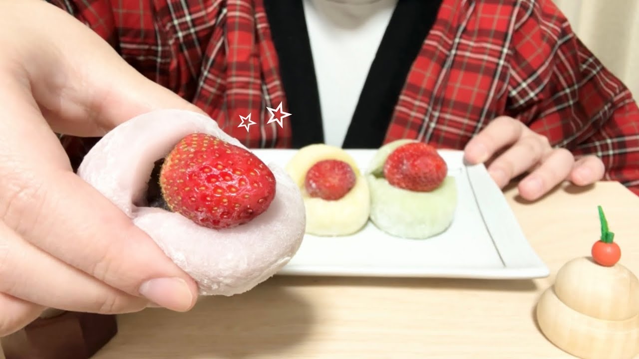 【🎍謹賀新年🎍】【咀嚼音ASMR】いちご大福を食べる！🍓