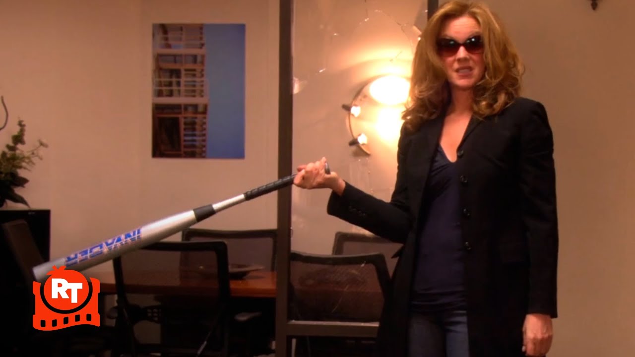 Weeds - Celia Trashes Sullivan's Office (S3E11) (1/4) | Movieclips video thumbnail