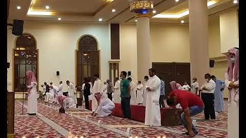 مغربية جميلة يحاكي فيها القارئ عبدالعزيز بافضل (الشيخ ناصر القطامي) بإتقان تباارك الله