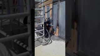 Schoonmaakbedrijf Eresde Straalt Houten Kozijnen