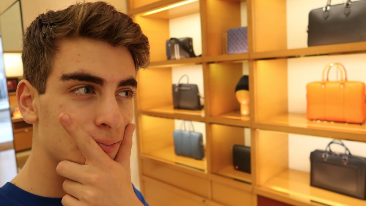 Is There A Louis Vuitton Outlet In Hawaii