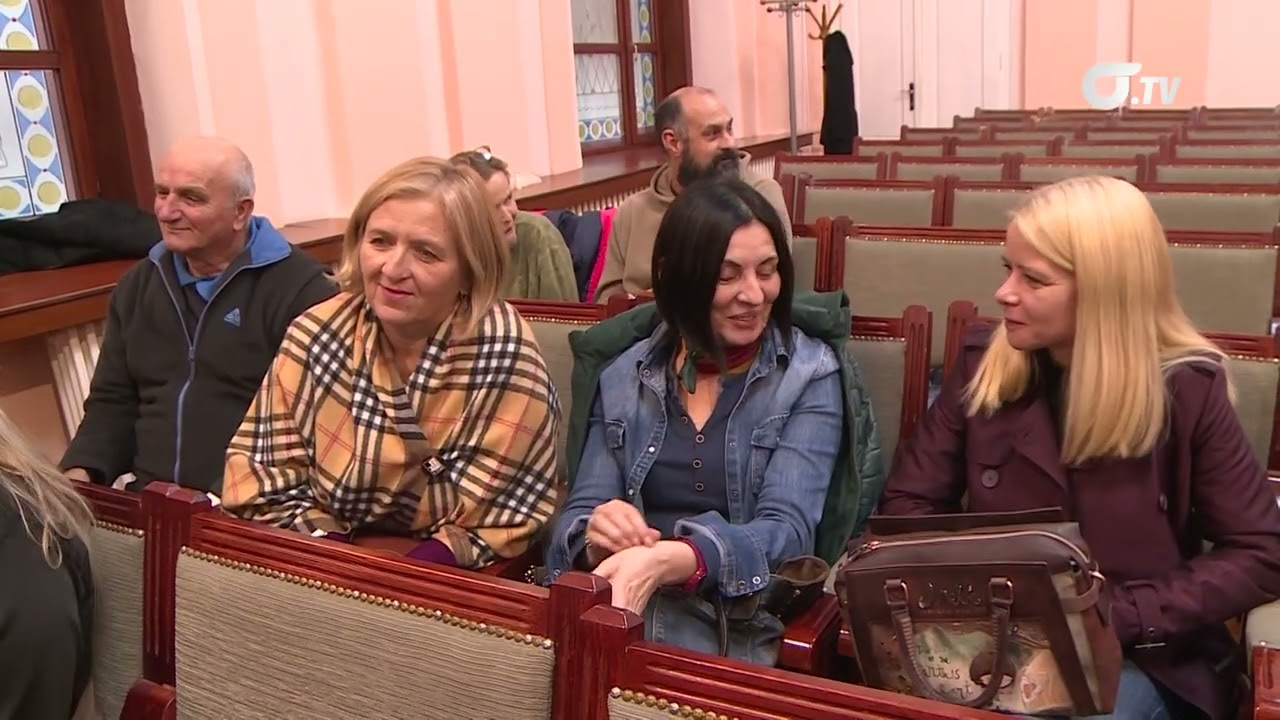 Либерграф и покрет Нови Оптимизам из Београда организовали у Ужицу трибину „Ватре Ужичке републике“