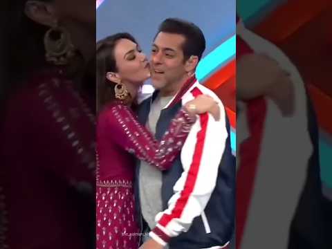 Priety Zinta Kiss Salman Khan King In Front Of Aishwarya Rai 2 0 Sad Short Video Viral 2025