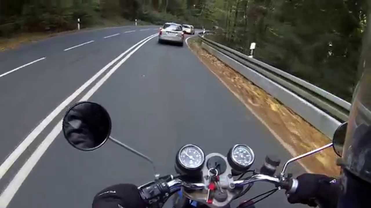 Kurven fahren in Hohnstein - ETZ 250