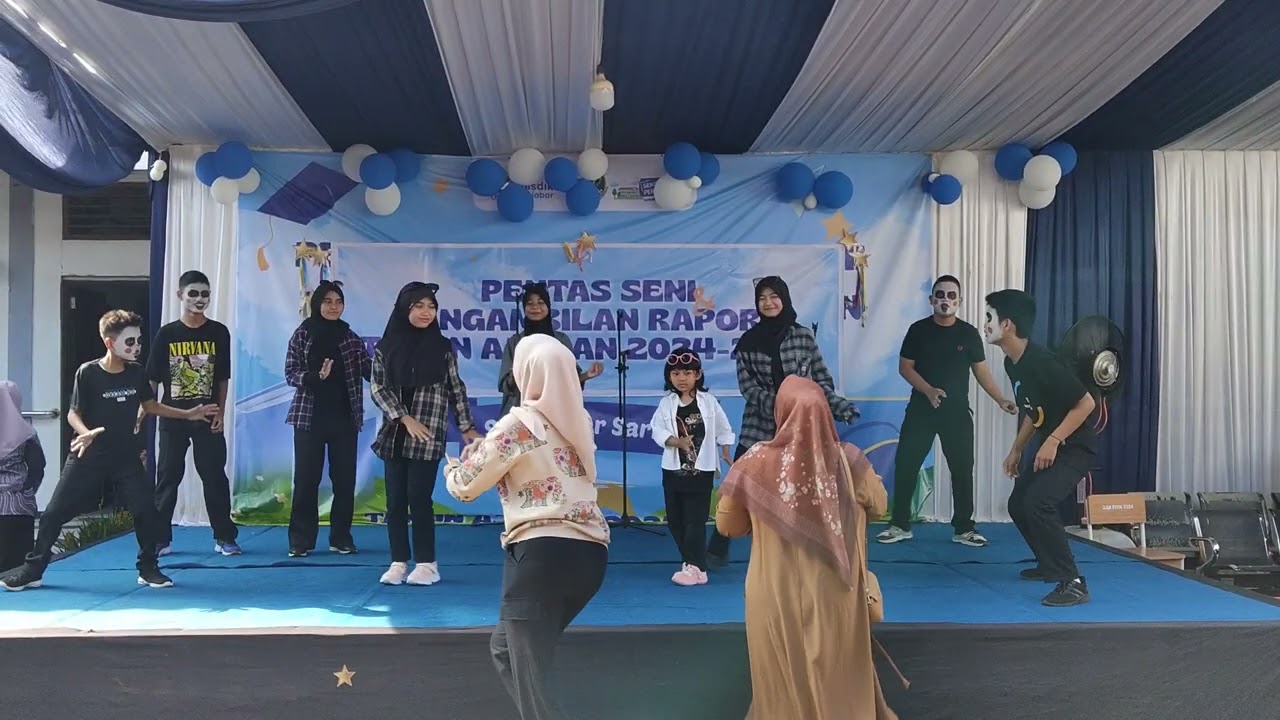 Pantomim n Dance oleh SMPLB Tunarungu SLB Mekar Sari 1