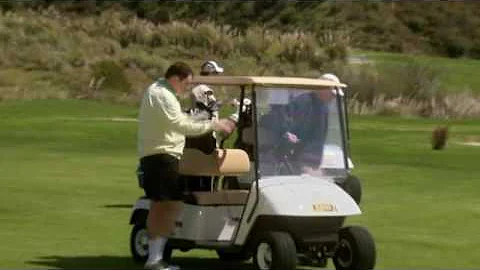 Curb Your Enthusiasm - Season 7 - Larry Kills a Guy