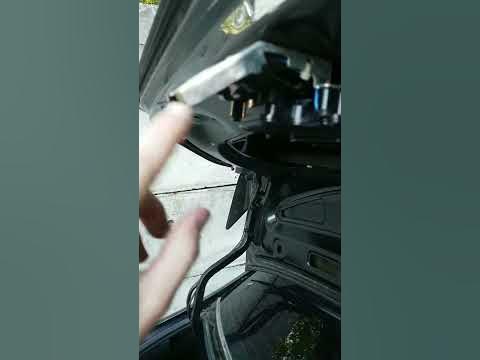 Honda civic trunk wont close fixed! - YouTube