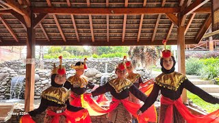 Penampilan Tari Manuk Dadali - Kelompok SBY - Kelas 3A - MIN 3 Banyumas