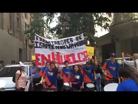 Trabajadores de Nueva Masvida en huelga