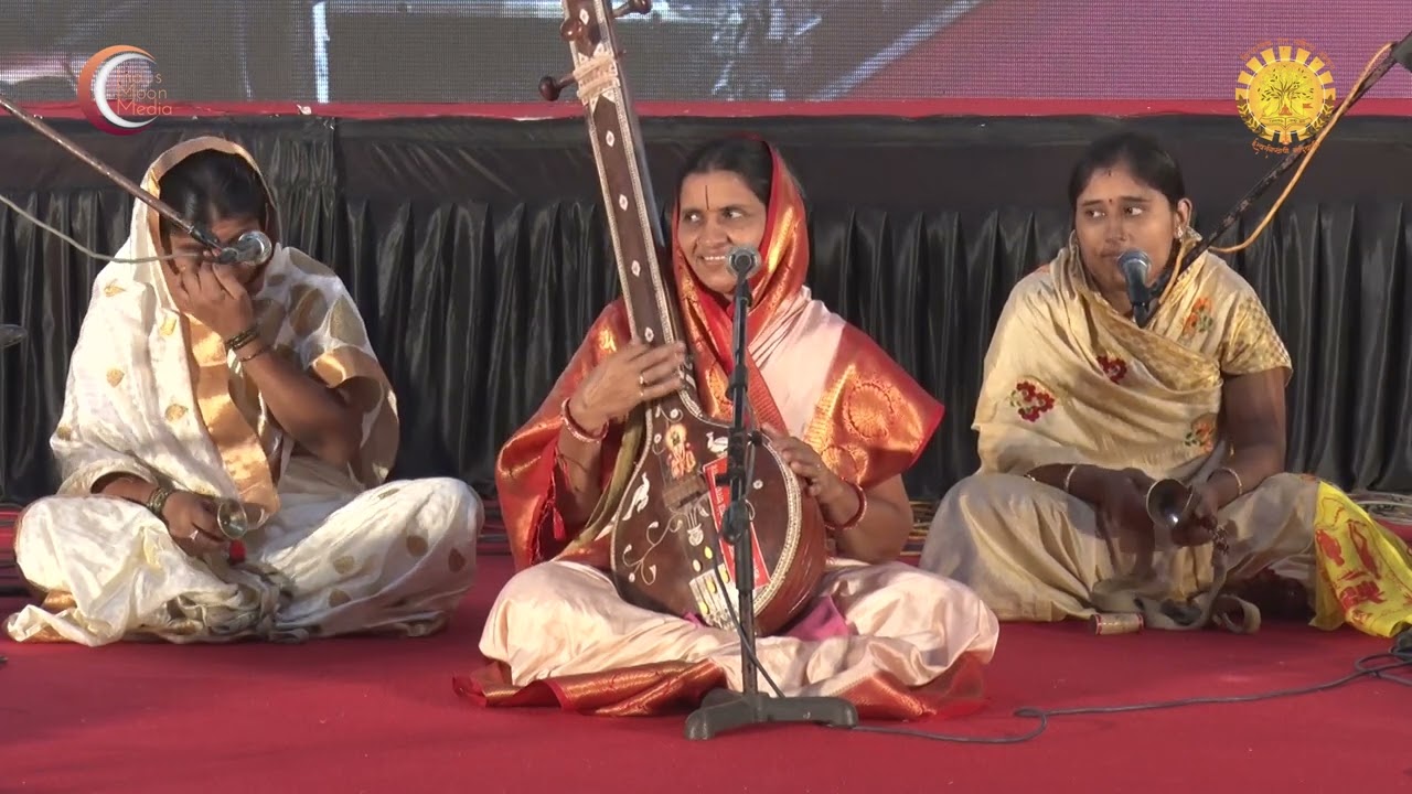 ह.भ.प. गोदावरीताई मुंडे भजन Godavari tai Munde part 2