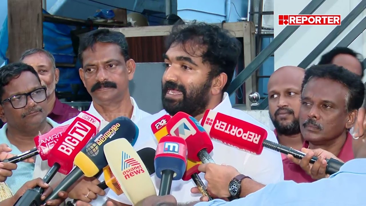 'ഗണേഷിന്റേത് വ്യക്തിപരമായ കാര്യം, മറ്റുള്ളവരിലേക്ക് എത്തി നോക്കുന്ന CPIMന്‌റെ പ്രതികരണം എവിടെ?'