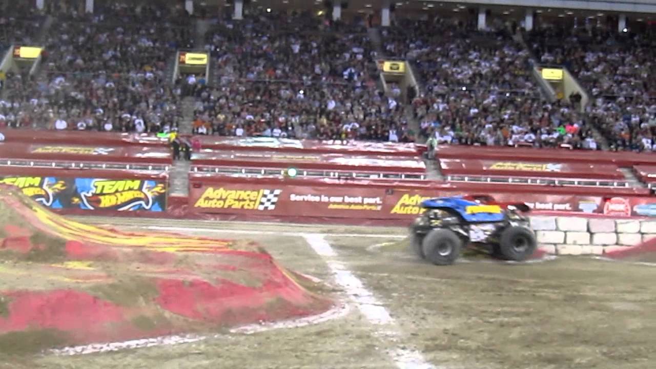 MONSTER JAM WORLD FINALS 13 004 YouTube