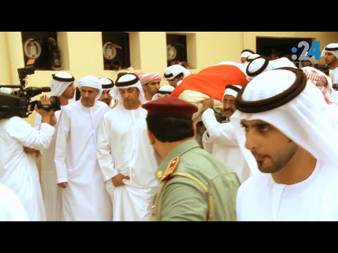 لحظات وداع الشهيد طارق الشحي