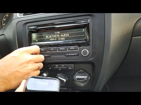 Connecting a phone to a 310 car radio via Bluetooth