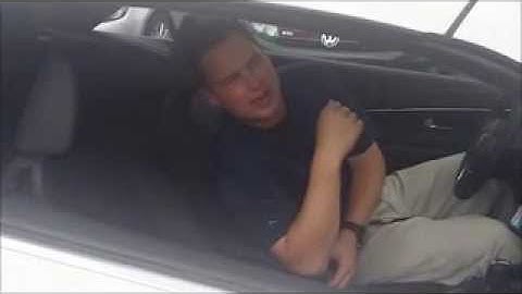 VW Eos Dealer Hamilton Square, NJ | How to Open the Sunroof of VW Eos